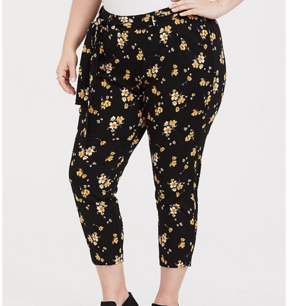 Torrid floral tie waist challis pants